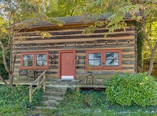 10 Harmon Field Rd, Tryon, NC 28782