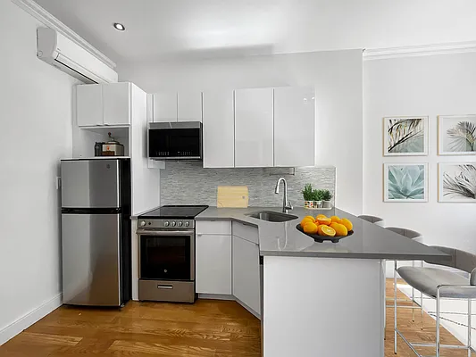 Rented by Skyward | media 22