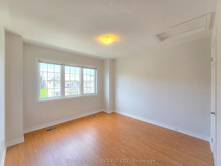 25 Vinod Rd — Photo 17