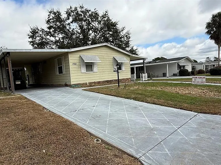 1532 W Schwartz Blvd — Photo 1