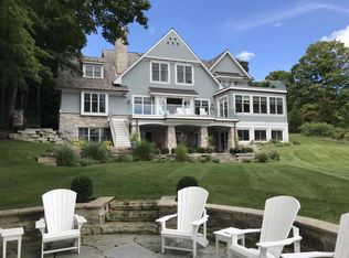 389 N Lake Shore Dr, Fontana, WI 53125