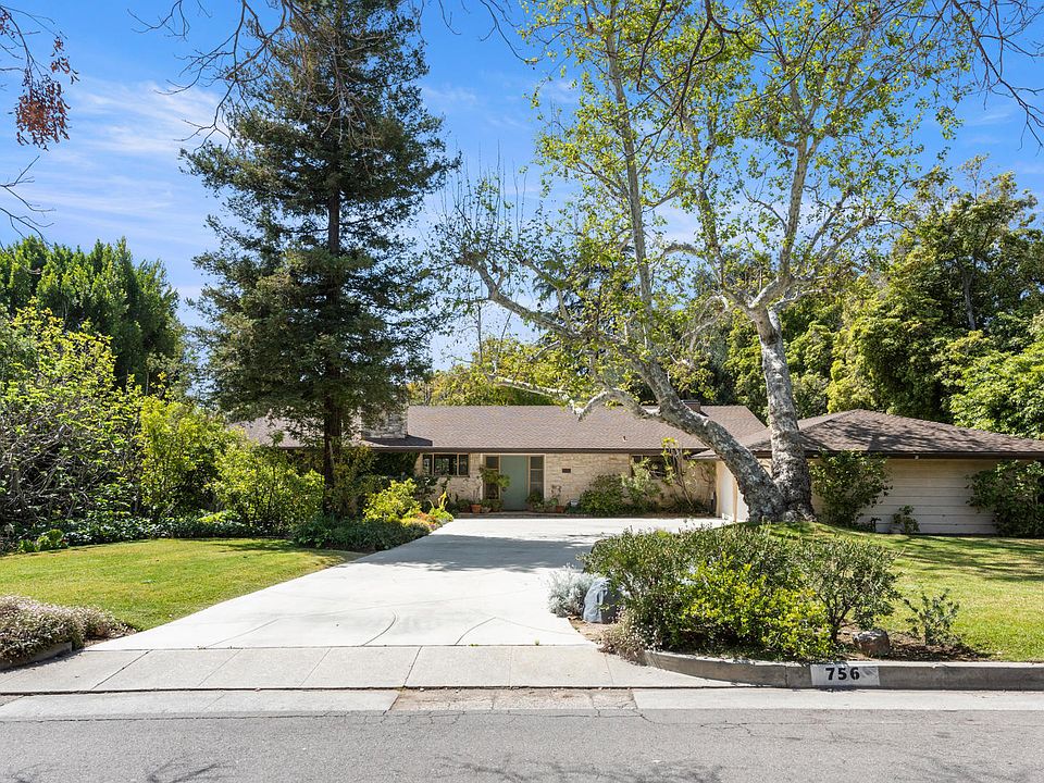 1st image of 756 Fairfield Cir