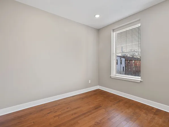170 West Washington