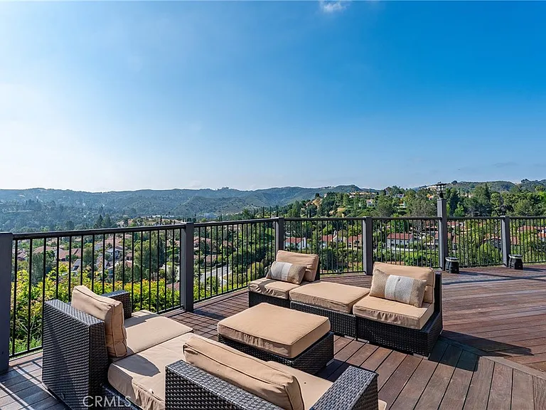 4372 Park Vicente — Photo 41