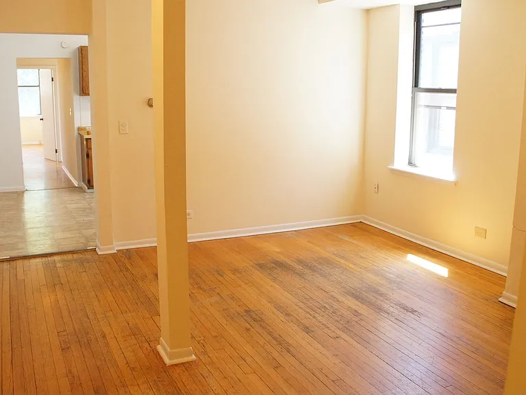 2319 N. Kedzie LP — Photo 9