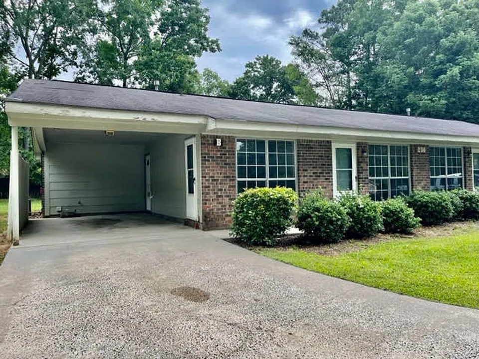 236B Huffaker Rd NW