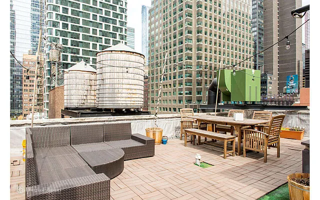 Rented by Douglas Elliman | media 25