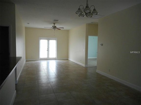 4th image of 1650 19th Ave S