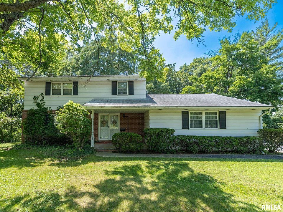 1st image of 3026 W Greenbrier Ln