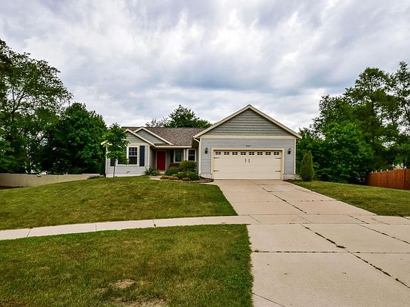 2nd image of 889 Bergin Farm Ct SE