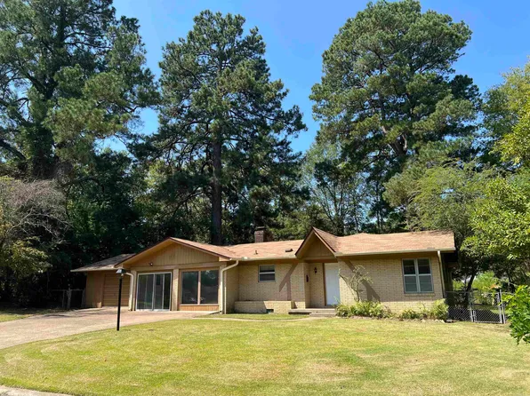 1565 Pine Manor Dr, Arkadelphia, AR 71923