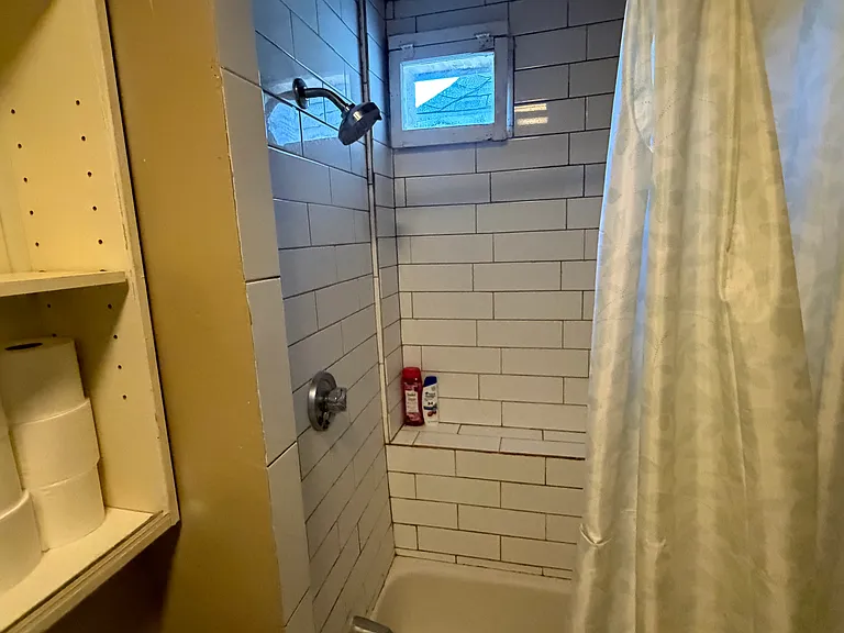 166 5th St #3 — Photo 8