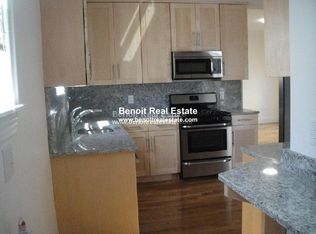 32 Concord Ave #1, Somerville, MA 02143