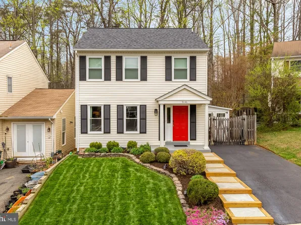9146 Silchester Ct, Burke, VA 22015