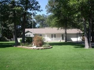 2063 Rambling Oak Dr, Muskegon, MI 49445
