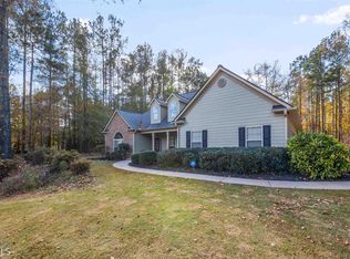 111 Hidden Springs Dr, Lagrange, GA 30240