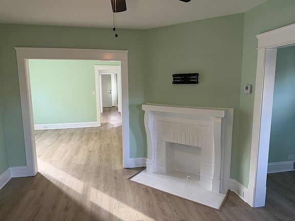 4th image of 1358 W 64th St