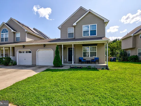 225 Academy Ln, Middletown, DE 19709