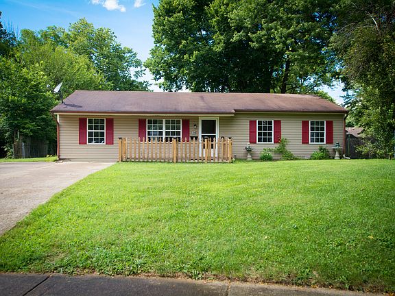 2nd image of 14 Sawmill Cir