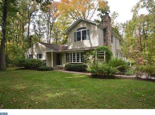 46 Mountain Rd, Hopewell, NJ 08525