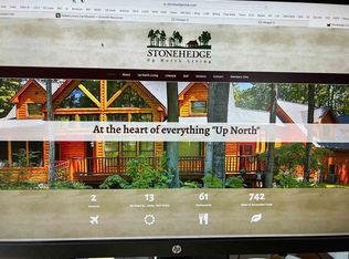 1576 Stonehedge Ct, Harbor Springs, MI 49740