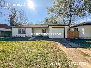 1619 Locust St, Pasadena, TX 77502