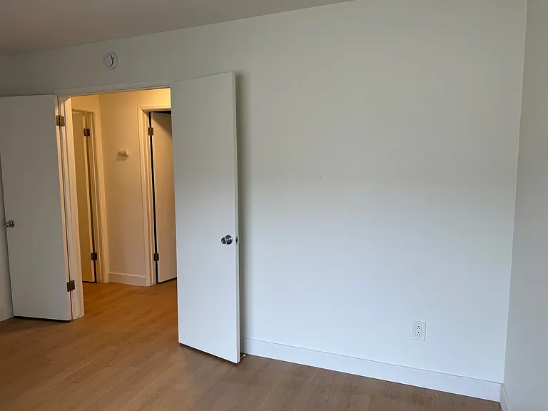 1500 Eastpark Dr #3 — Photo 16