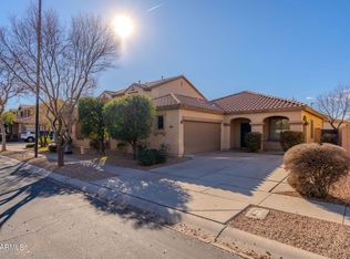 1720 S Falcon Dr, Gilbert, AZ 85295