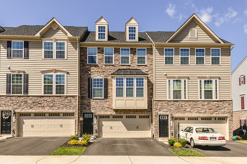 1st image of 7016 Darbey Knoll Dr