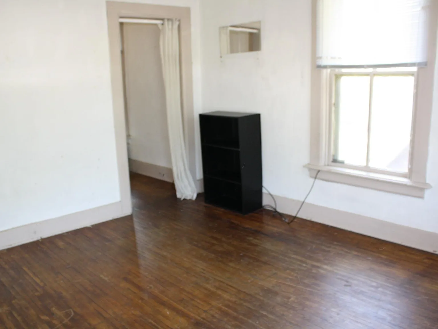 1 bed, 500 sqft, $700 — Photo 2