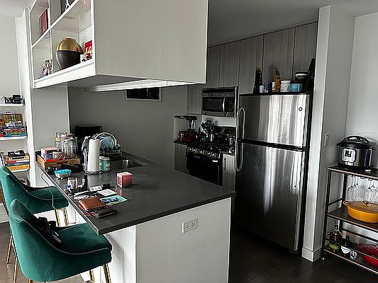 4th image of 388 Bridge St APT 14J