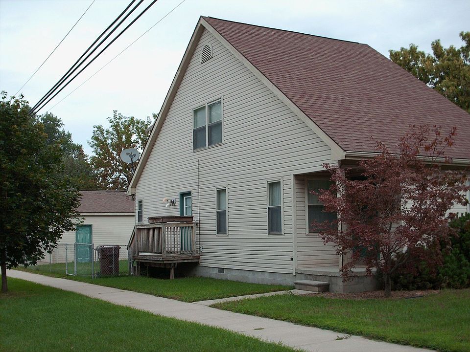 1st image of 28852 Birchlawn St