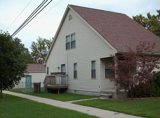 28852 Birchlawn St, Garden City, MI
