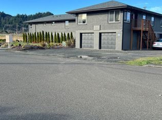 575 Greenwood Ave #5, Reedsport, OR