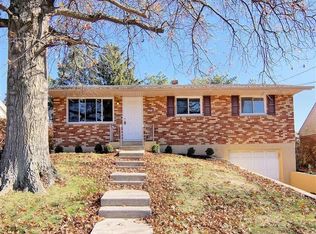 8342 Chesswood Dr, Cincinnati, OH 45239