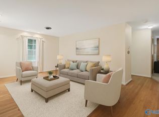 3815 Jamestown Dr NW, Huntsville, AL 35810
