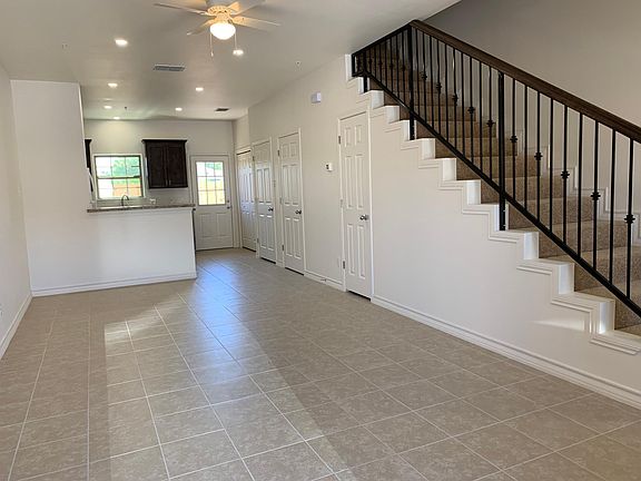2nd image of 602 Basswood Dr Unit 404