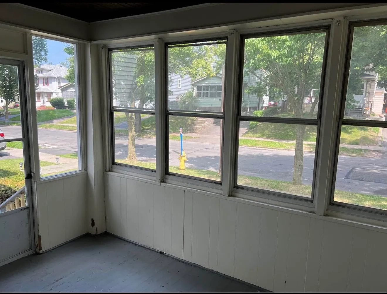 3 bed, 1100 sqft, $1,550 — Photo 3