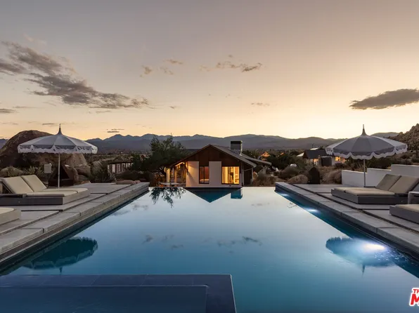 53252 Pipes Canyon Rd, Pioneertown, CA 92268