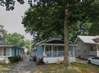 2324 Holmes Ave, Springfield, IL 62704