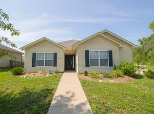1861 Harmony St, Columbia, MO 65203