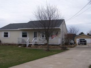 11546 E Silver Lake Rd, Byron, MI 48418