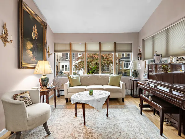 558 84th Street image 6 of 24