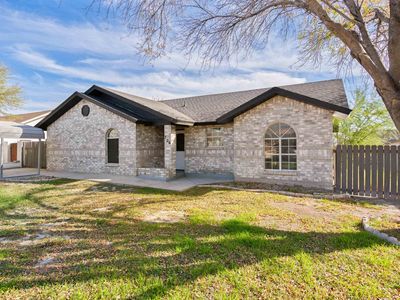 706 W 11th St, Del Rio, TX, 78840