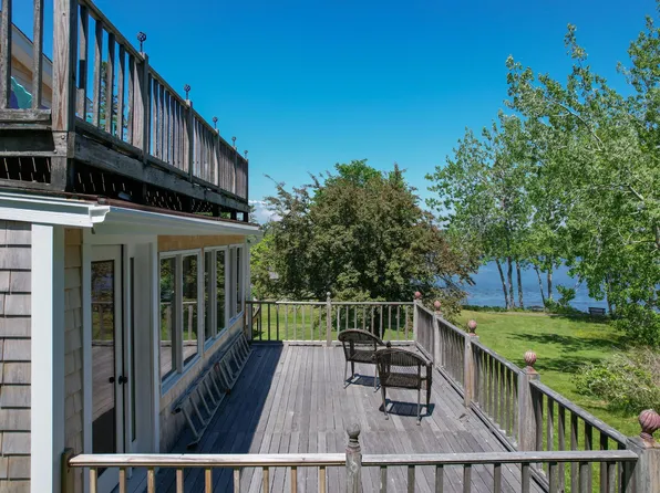 25 Bridge Street, Milbridge, ME 04658