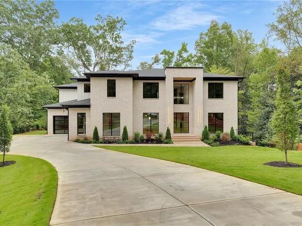 4125 Ashwoody Trl NE, Brookhaven, GA 30319