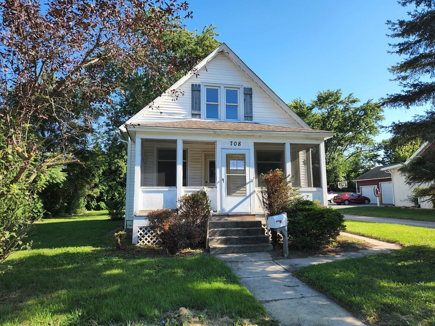 708 E Clark St, Crown Point, IN 46307 Zillow