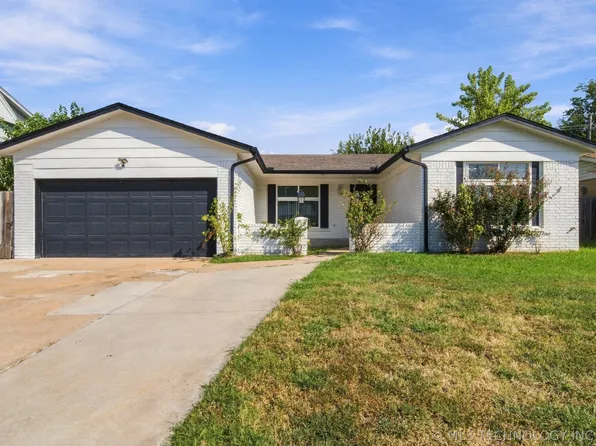 11819 E 27th St, Tulsa, OK 74129