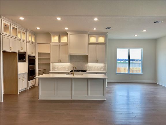 6th image of this home