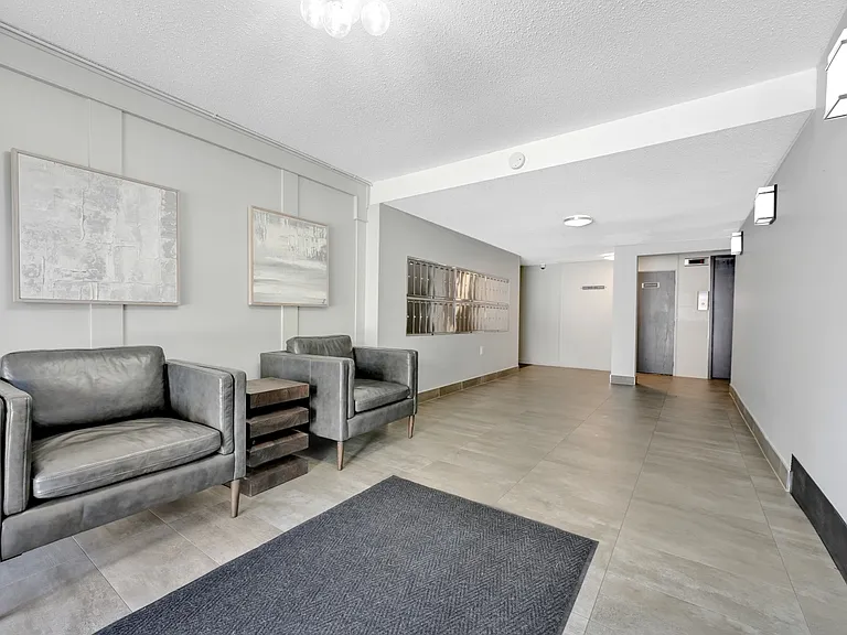 465 Niagara St #311 — Photo 3